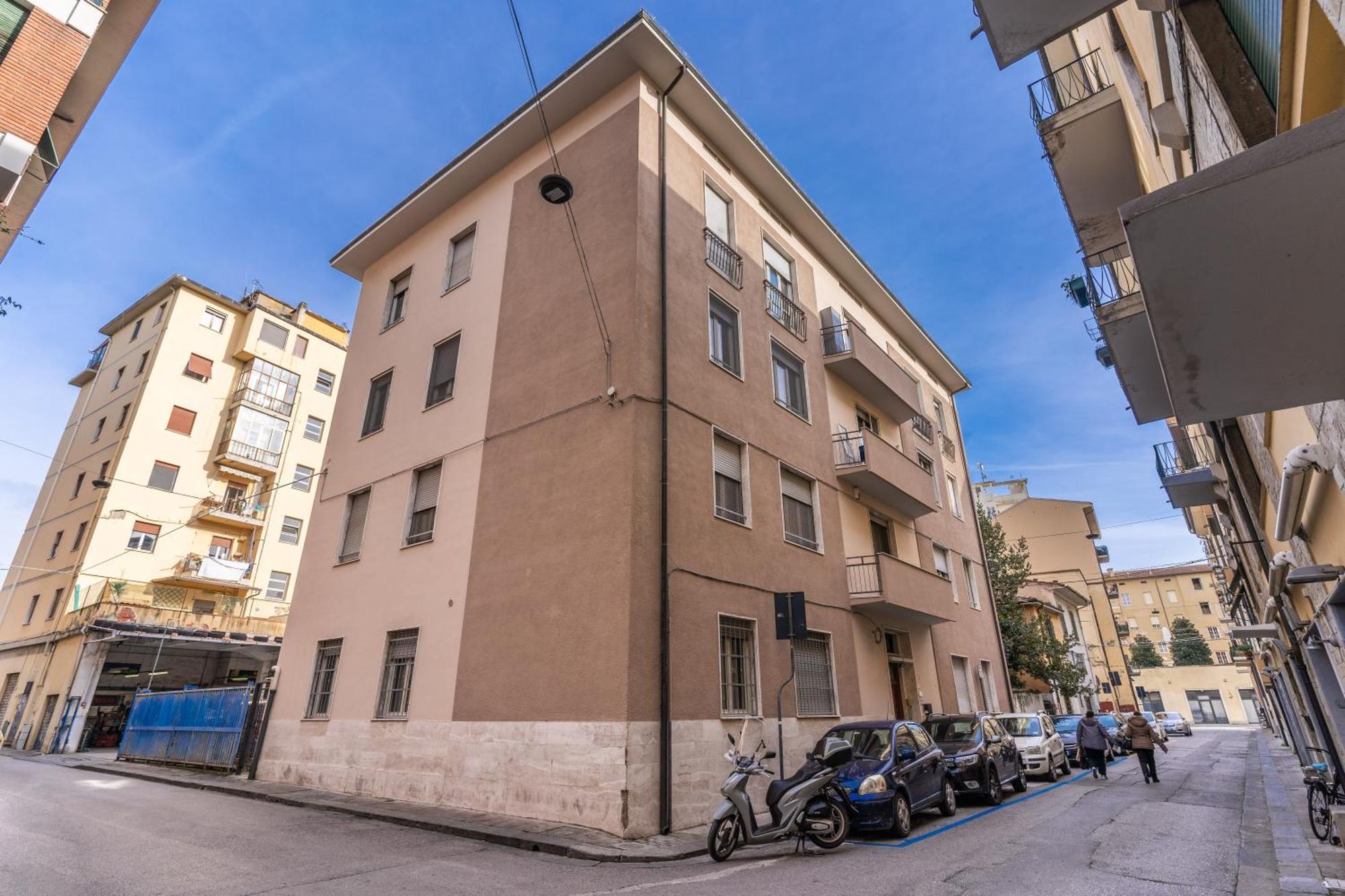 Aweshomeitaly - The Wonder Apartment Pisa Buitenkant foto